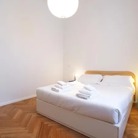 Gramsci Sempione District Apartamento *